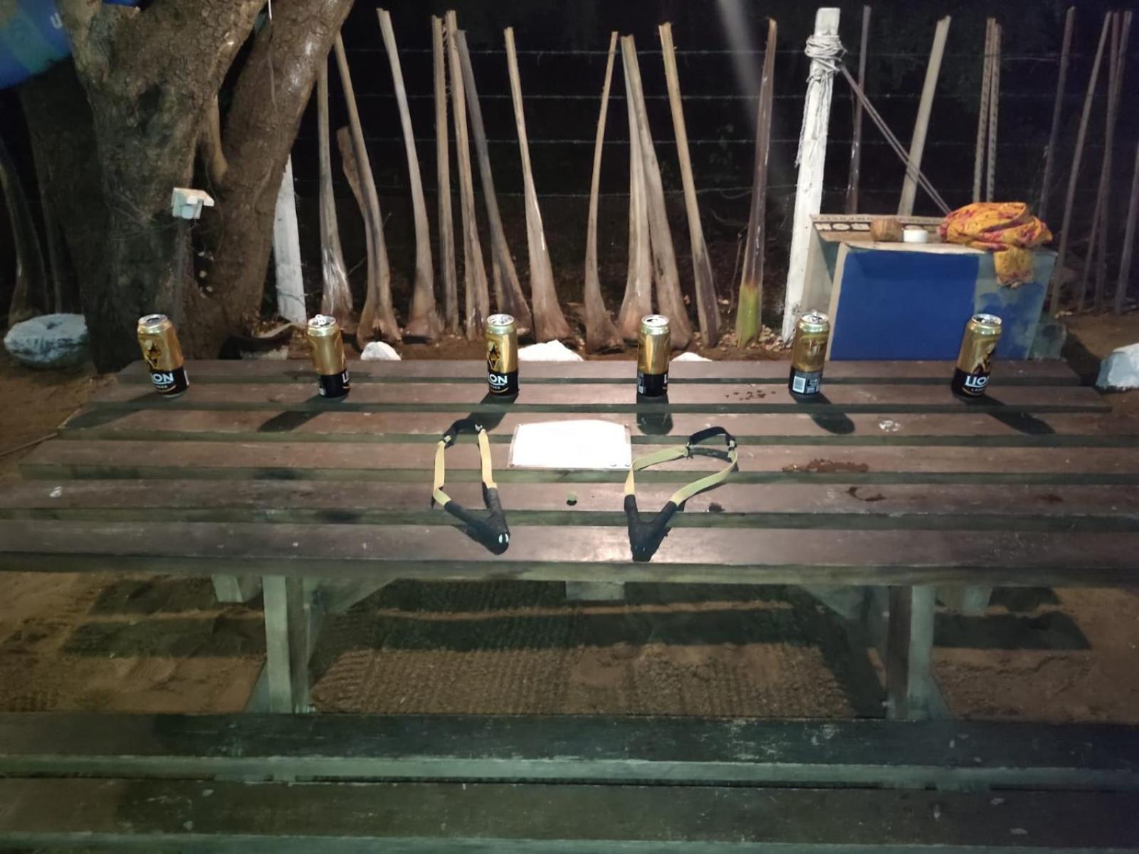 Hangover Hostels Arugam Bay Exterior photo