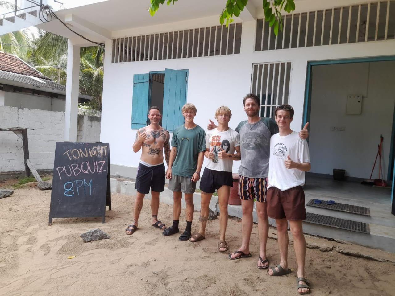 Hangover Hostels Arugam Bay Exterior photo